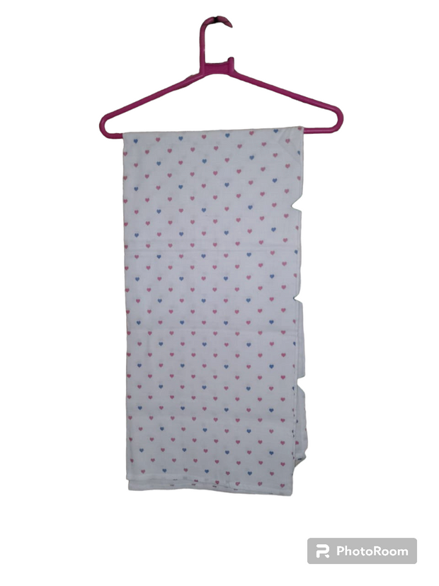 DBABST3 - Heart print newborn baby swaddles