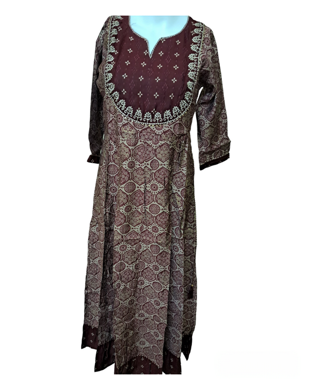 DUKA3 - Gown