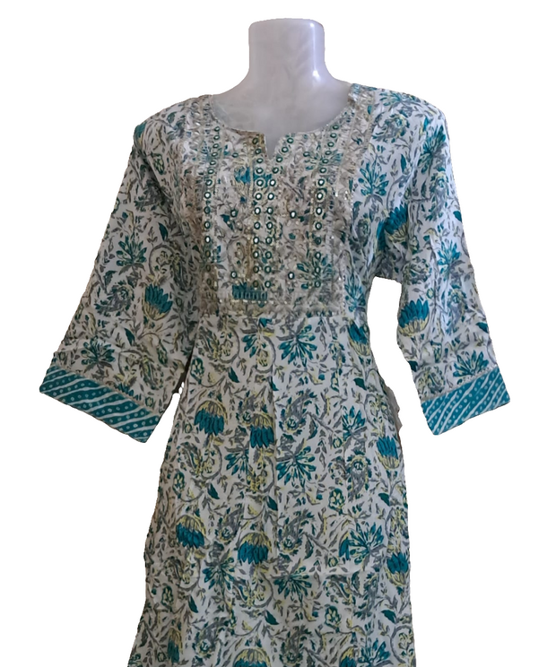 DAPA4 - Anarkali gown
