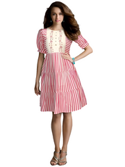 TUN10 - Threadwork gown