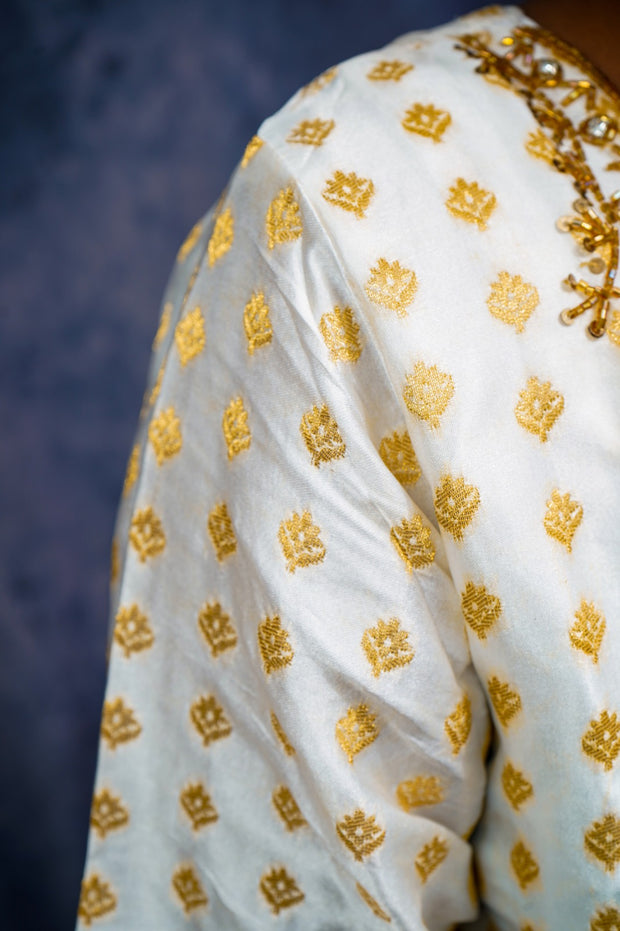 SKUR3 - Kurti