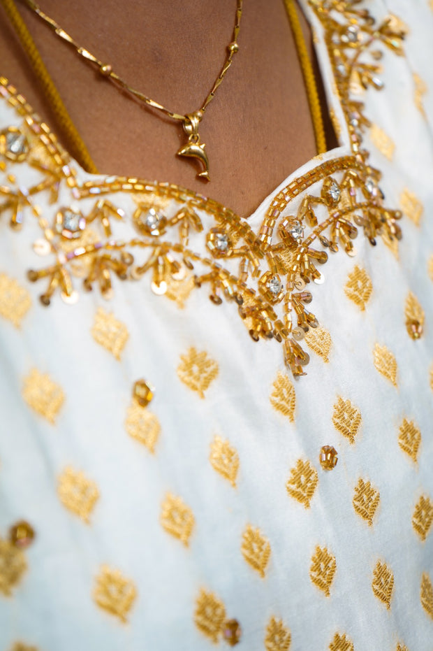 SKUR3 - Kurti